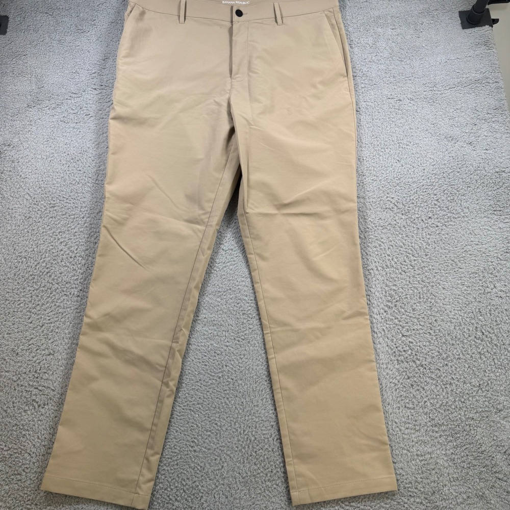 Banana Republic Mens Core Temp Performance Chino Pants Khaki Tan 38x32 Slim Fit